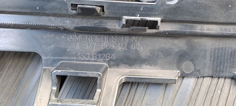Mercedes Benz OE A Class W177 front radiator grille 15361264 and trim