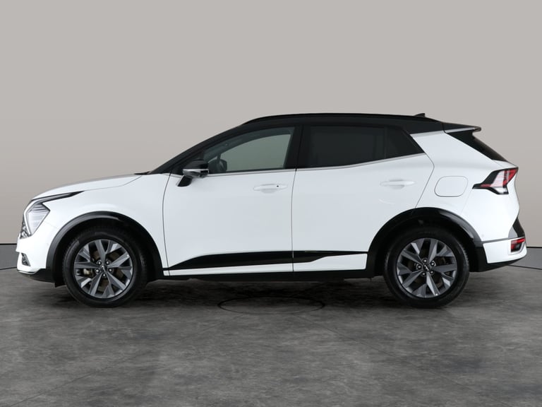 2022 Kia Sportage 1.6 h T-GDi GT-Line S SUV 5dr Petrol Hybrid Auto Euro 6 (s/s) (226 bhp) - A Suv...