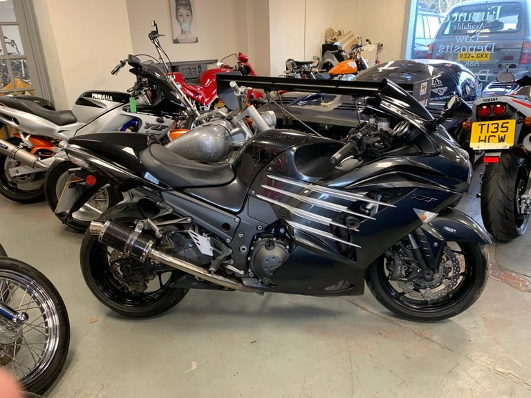 image for 2017 Kawasaki ZZR1400 HGF (ABS) AWESOME 200 BHP MOTORCYCLE (ABSOLUTE BARGAIN)