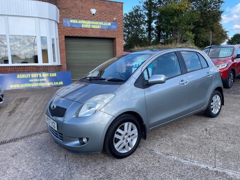 Toyota Yaris 1.3 VVT-i TR 5dr MMT AUTOMATIC Petrol