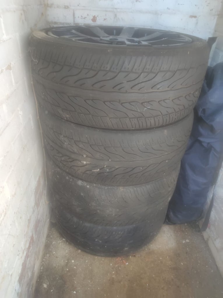 Land rover discovery 4 alloy wheels 