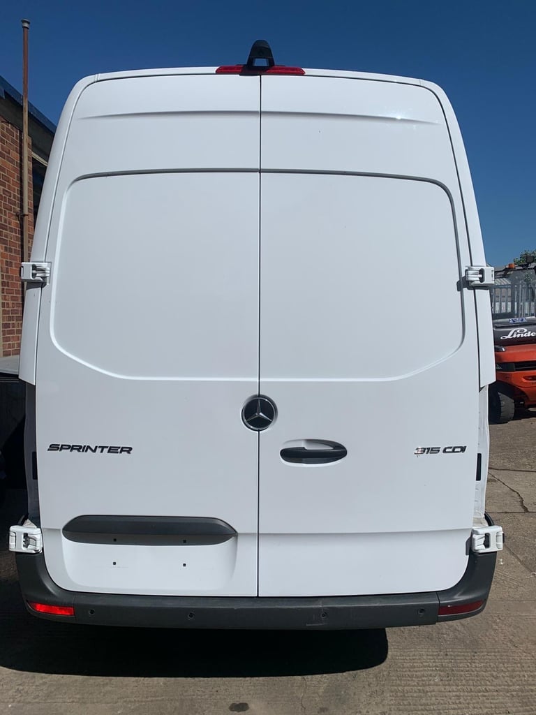 Mercedes sprinter rear doors