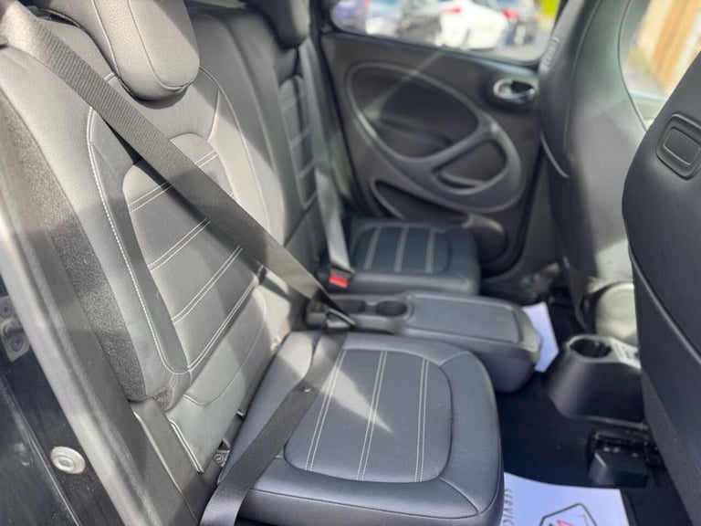 2016 smart forfour 1.0 Edition Black Hatchback 5dr Petrol Twinamic Euro 6 (s/s) (71 ps) Hatchback...