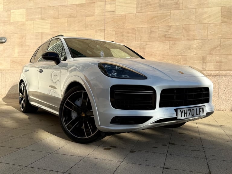 image for 2020 Porsche Cayenne 4.0T V8 Turbo TiptronicS 4WD Euro 6 (s/s) 5dr ESTATE Petrol Automatic