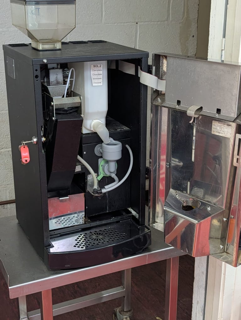 Flymax Bean to Cup Coffee Machine **SPARES OR REPAIR**