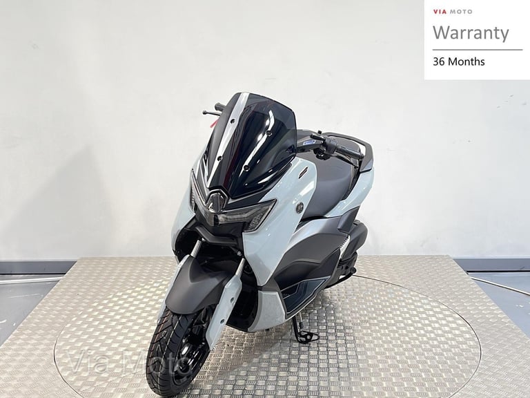 YAMAHA NMAX Tech MAX 125