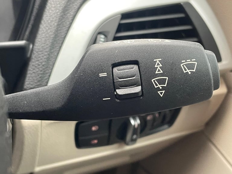 2012 BMW 1 Series 2.0 120d SE Euro 5 (s/s) 5dr HATCHBACK Diesel Manual