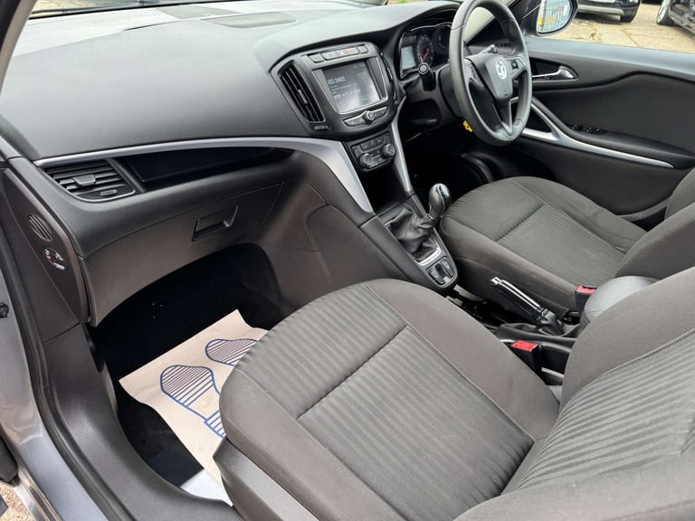 2017 Vauxhall Zafira Tourer 1.4 Zafira Tourer Design T 5dr MPV Petrol Manual