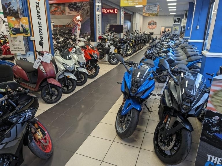 Mondial Imola 125cc scooter gret value and modern looks choice of colours