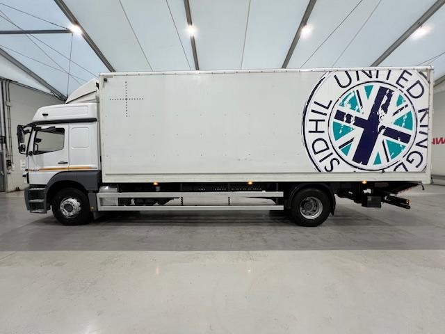 Mercedes Axor 1824 Sleeper Cab Box Van