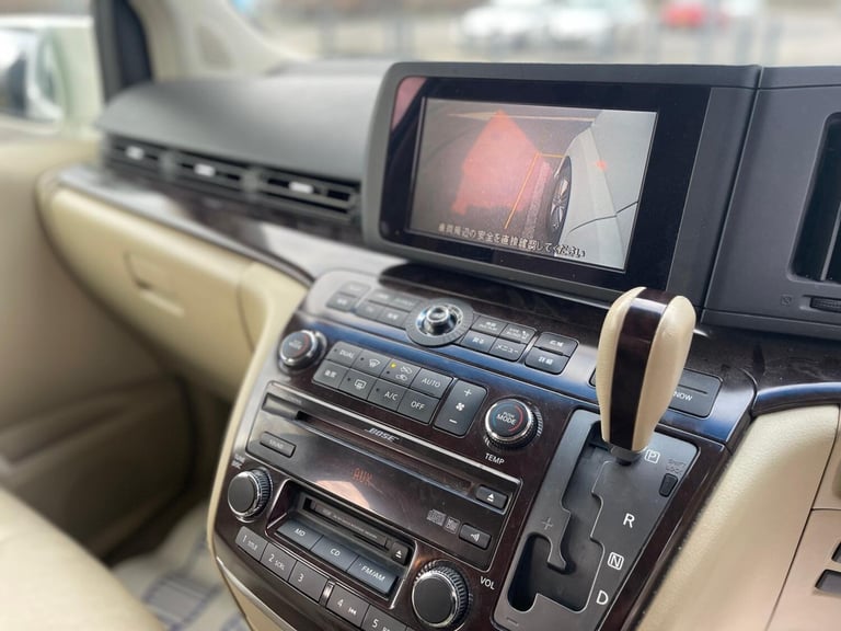 2006 NISSAN ELGRAND E51 AUTO