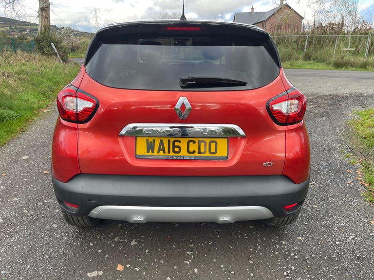 RENAULT CAPTUR 1.5 SIGNATURE (QASHQAI FORD ECOSPORT KUGA HYUNDAI IX3 KIA SPORTAGE JEEP JUKE)