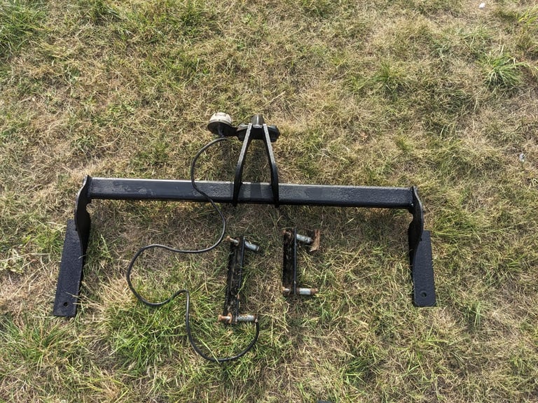 Vauxhall tow bar