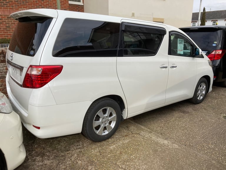 2010 Toyota Alphard 240X 2.4 petrol auto Very Low miles! 8 seater AA BIMTA