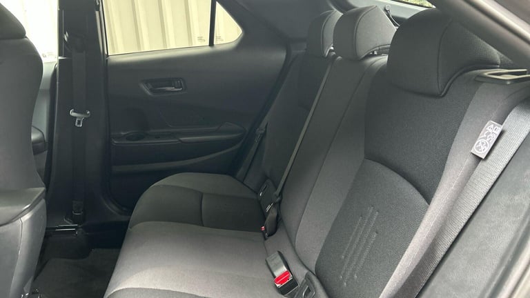 2024 Toyota C-HR 1.8 Hybrid Design 5dr CVT HATCHBACK PETROL/ELECTRIC Automatic