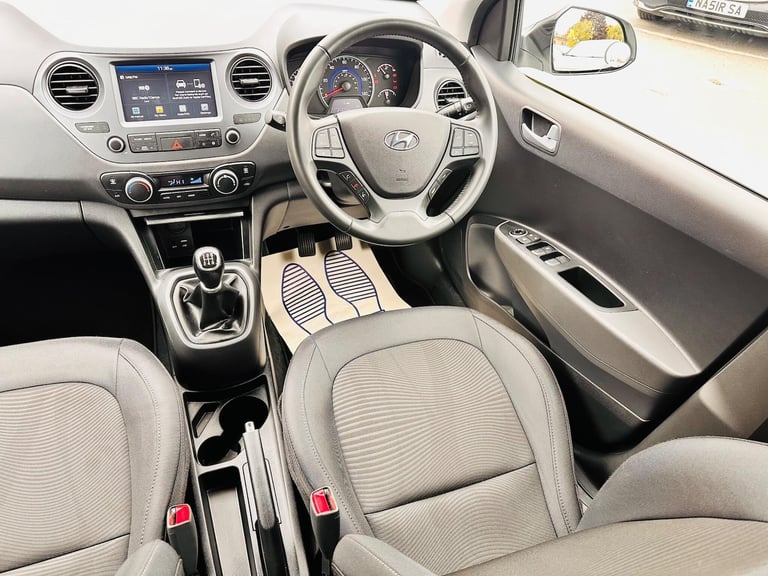 2019 Hyundai i10 1.0 Premium Euro 6 5dr HATCHBACK Petrol Manual