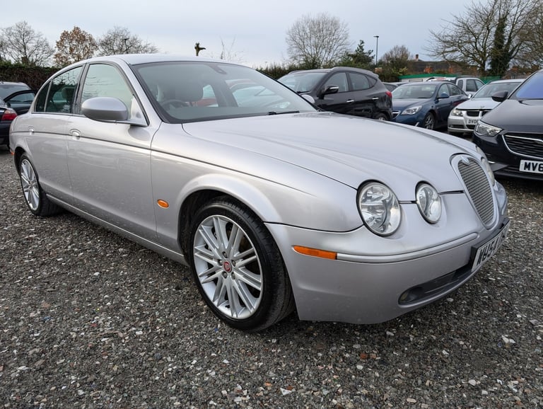 image for 2004 Jaguar S-Type 2.7d V6 Sport 4dr Auto SALOON Diesel Automatic