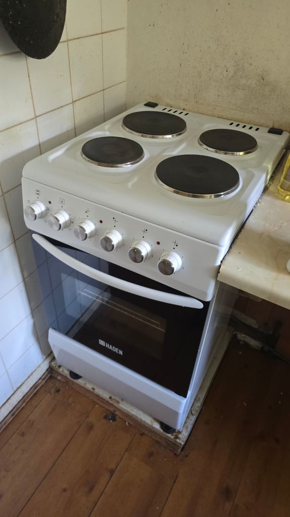 Large Spacious Double Room EH15 FREE Council Tax Free Parking near duddingston