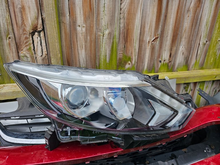 image for 2016 NISSAN QASHQAI J11 ORIGNAL HEADLIGHT MINT CONDITION 