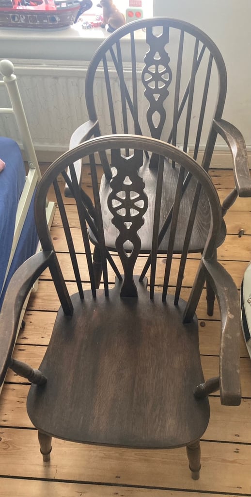 4 Vintage Jaycee Windsor Wheelback Dark Oak Dining Chairs