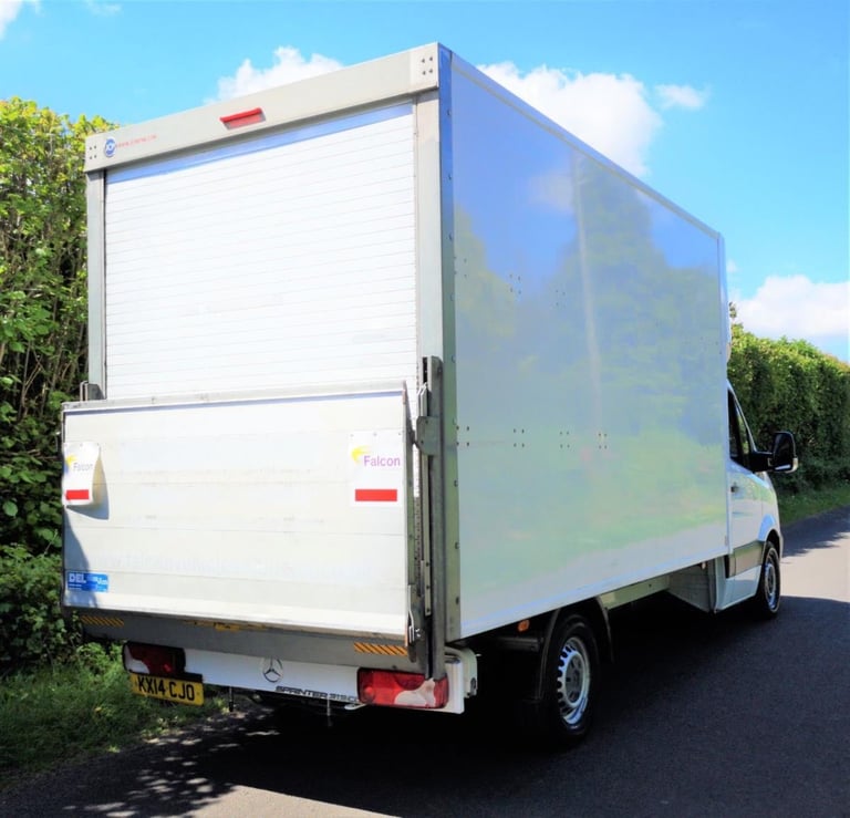 image for 24/7 URGENT MAN AND VAN HIRE SERVICE  HOUSE / FLAT / OFFICE / PIANO REMOVALS