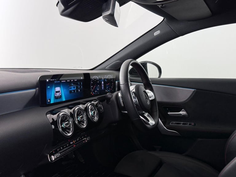  Mercedes-Benz A-Class 1.3 A180 AMG Line (Premium 2) 7G-DCT Euro 6 (s/s) 5dr Petrol Automatic