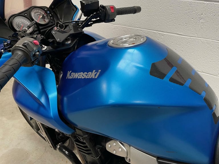 2006 - KAWASAKI ZR750 - ONLY 6K MILES - Z750S - MEGA LOW MILES FIND ANOTHER 