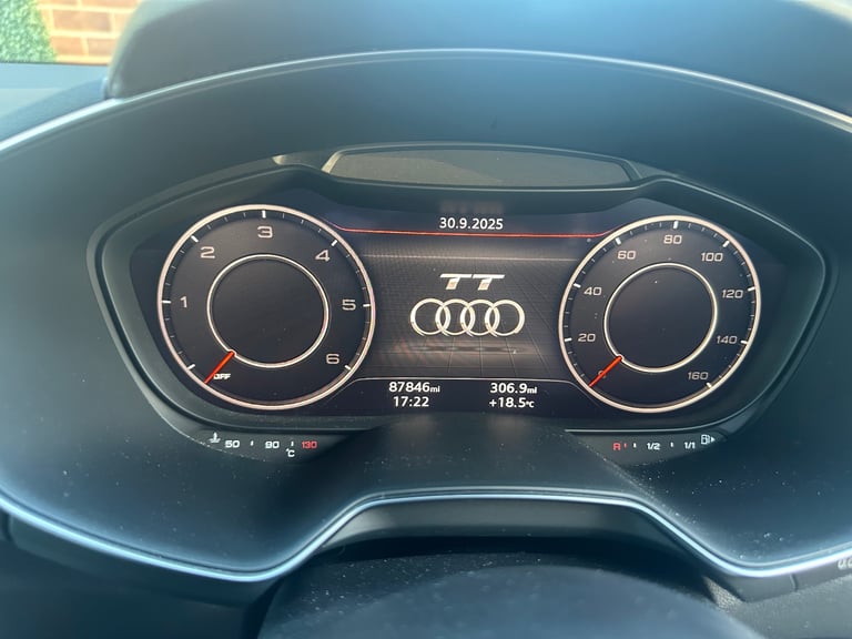 Audi, TT, Coupe, 2014, Manual, 1968 (cc), 2 doors