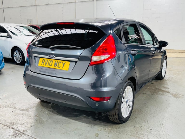 2010 Ford Fiesta 1.4 Titanium 5dr HATCHBACK Petrol Automatic