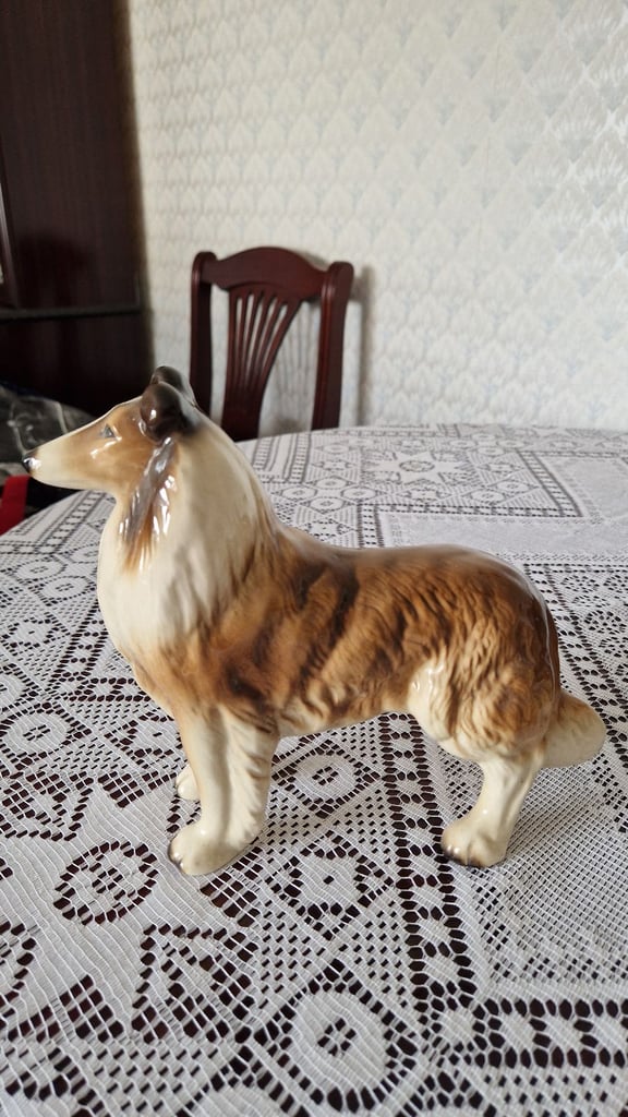 Rough Collie dog ceramic figurine 