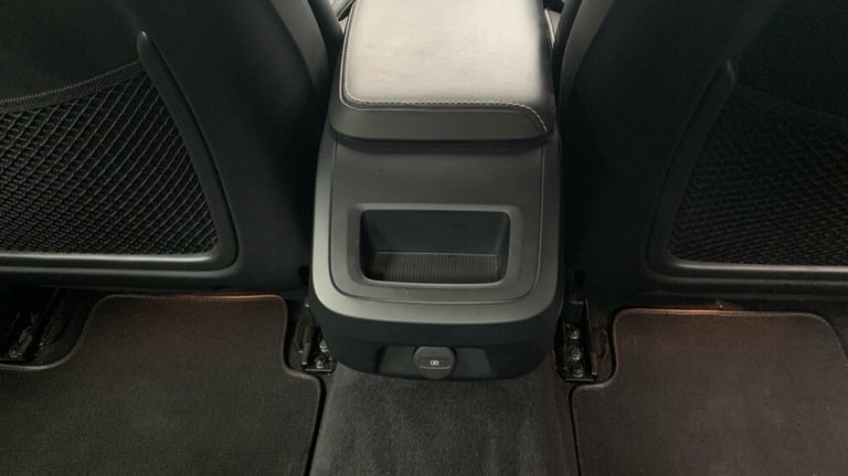 2021 Volvo S60 R-Design, B5 mild hybrid Saloon Petrol Automatic