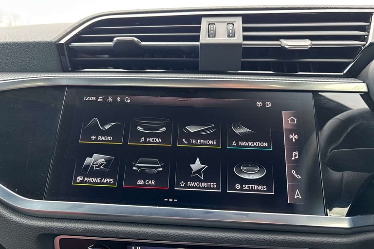 2022 Audi Q3 40 TFSI Quattro S Line 5dr S Tronic SUV Petrol Automatic