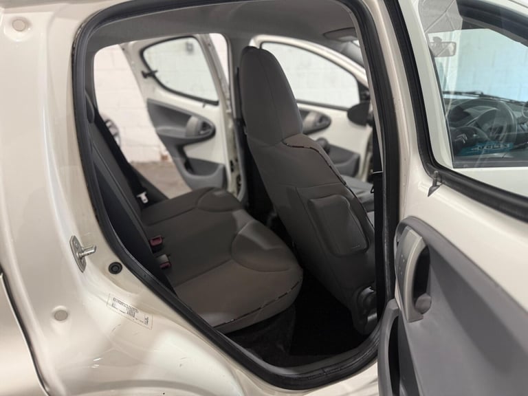 2011 Citroen C1 1.0i VTR+ Euro 5 5dr HATCHBACK Petrol Manual
