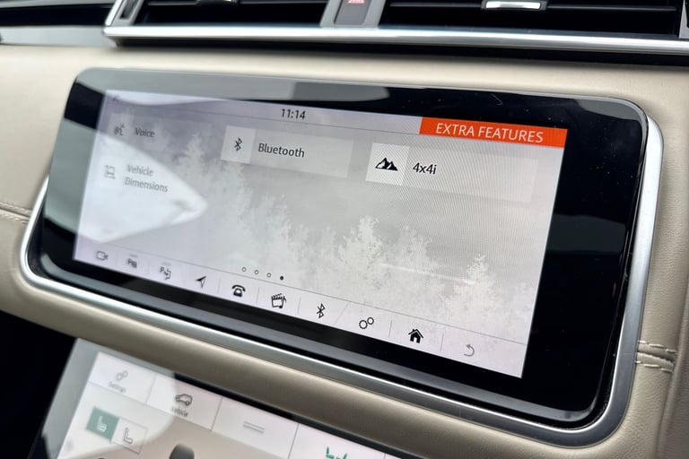 2019 Land Rover Range Rover Velar 2.0 D240 R-Dynamic HSE Auto 4WD Euro 6 (s/s) 5dr SUV DIESEL Aut...