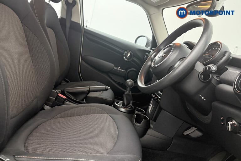2016 MINI Hatch 1.5 Cooper 5dr Hatchback Petrol Manual