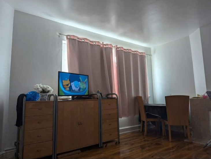 Spacious and Cosy Double Room for Rent in - SS2 4RJ