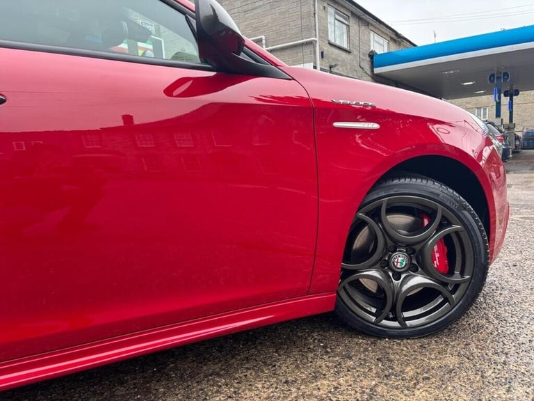 2018 Alfa Romeo Giulietta 1750 TBi Veloce Hatchback 5dr Petrol TCT Euro 6 (240