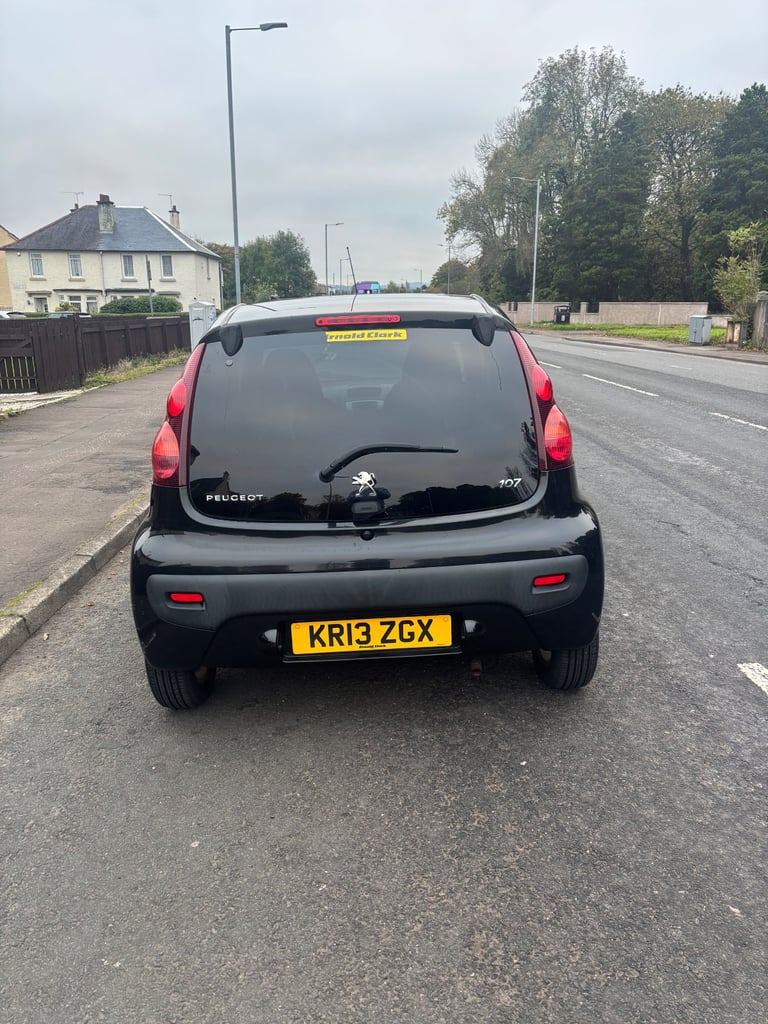 Peugeot, 107, Hatchback, 2013, Manual, 998 (cc), 5 doors