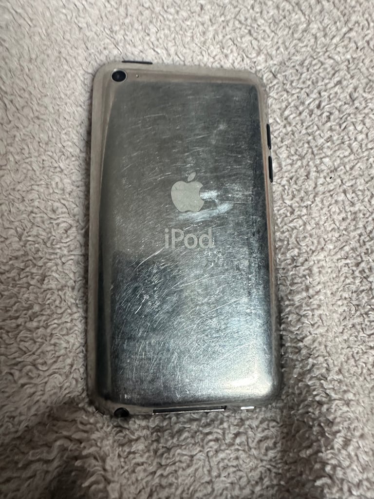 iPod touch 4th generation 8GB 