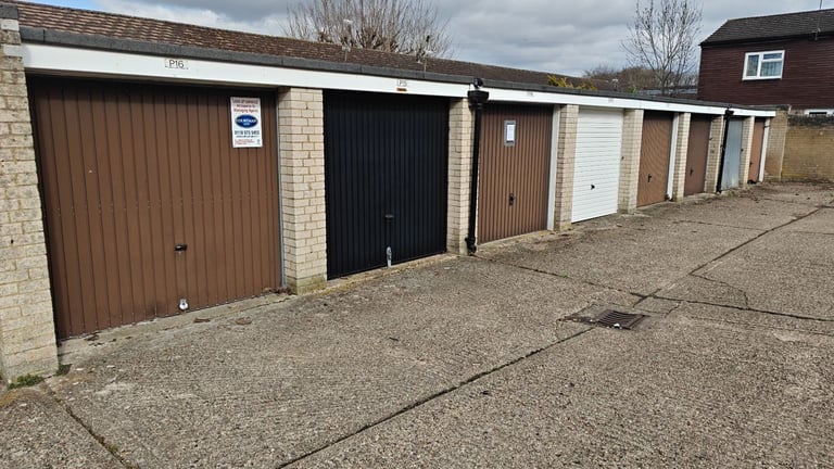 Garage to Rent: PILGRIMS WAY, BLOCK R, (OPP HOUSE 291) ANDOVER, HAMPSHIRE SP10 5HY