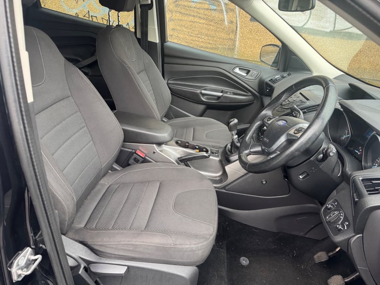 Ford, KUGA, Hatchback, 2014, Manual, 1997 (cc), 5 doors