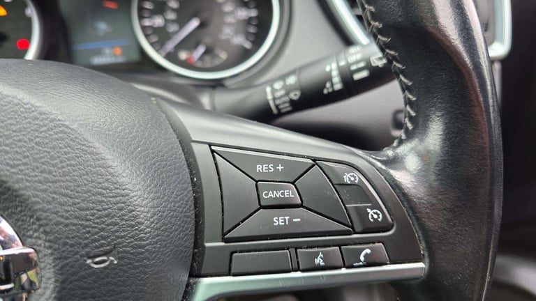 2019 Nissan Qashqai 1.3 DiG-T Tekna 5dr Hatchback Petrol Manual