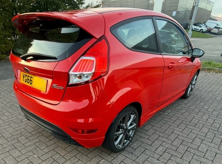 Ford fiesta st line. 