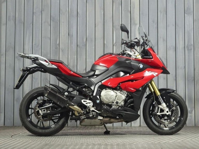 2018 A BMW S 1000 XR SPORT SE