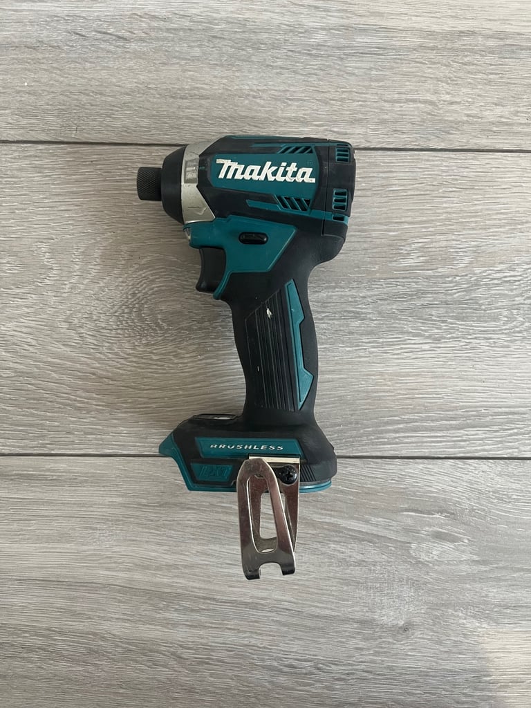 Makita brushless impact driver 