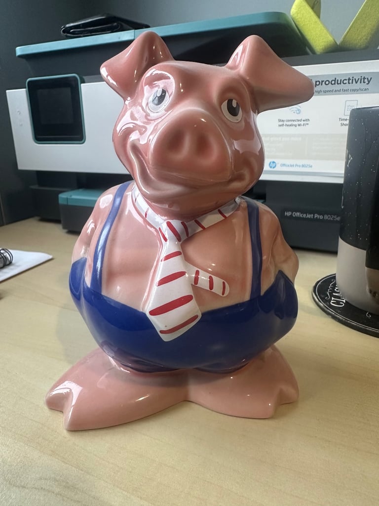 Set Of 5 NatWest Wade Collectable Moneybox Pigs