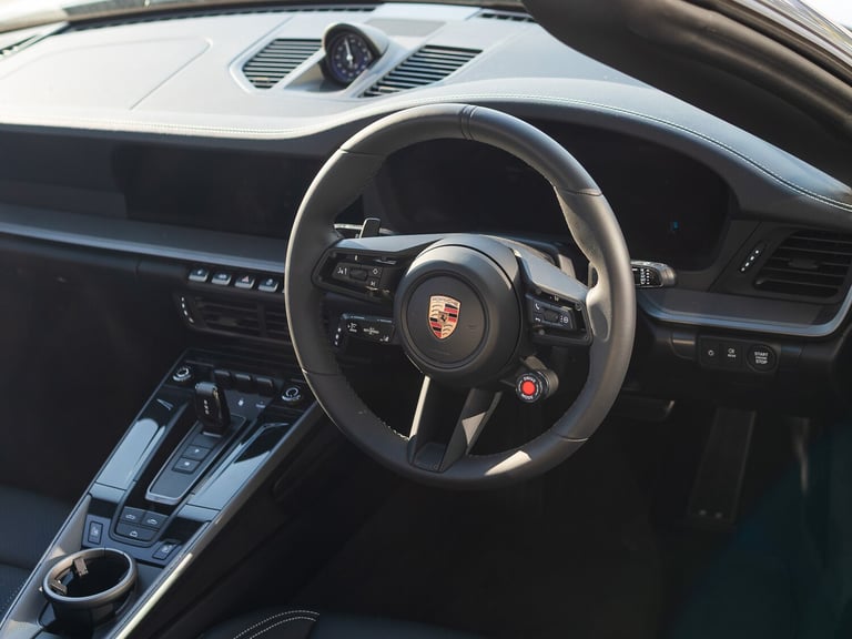 2024 Porsche 911 3.0T 992 Carrera Convertible 2dr Petrol PDK Euro 6 (s/s) (394