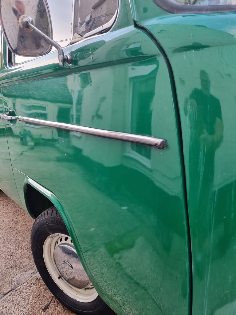 1975 vw T2 atomic micro bus 