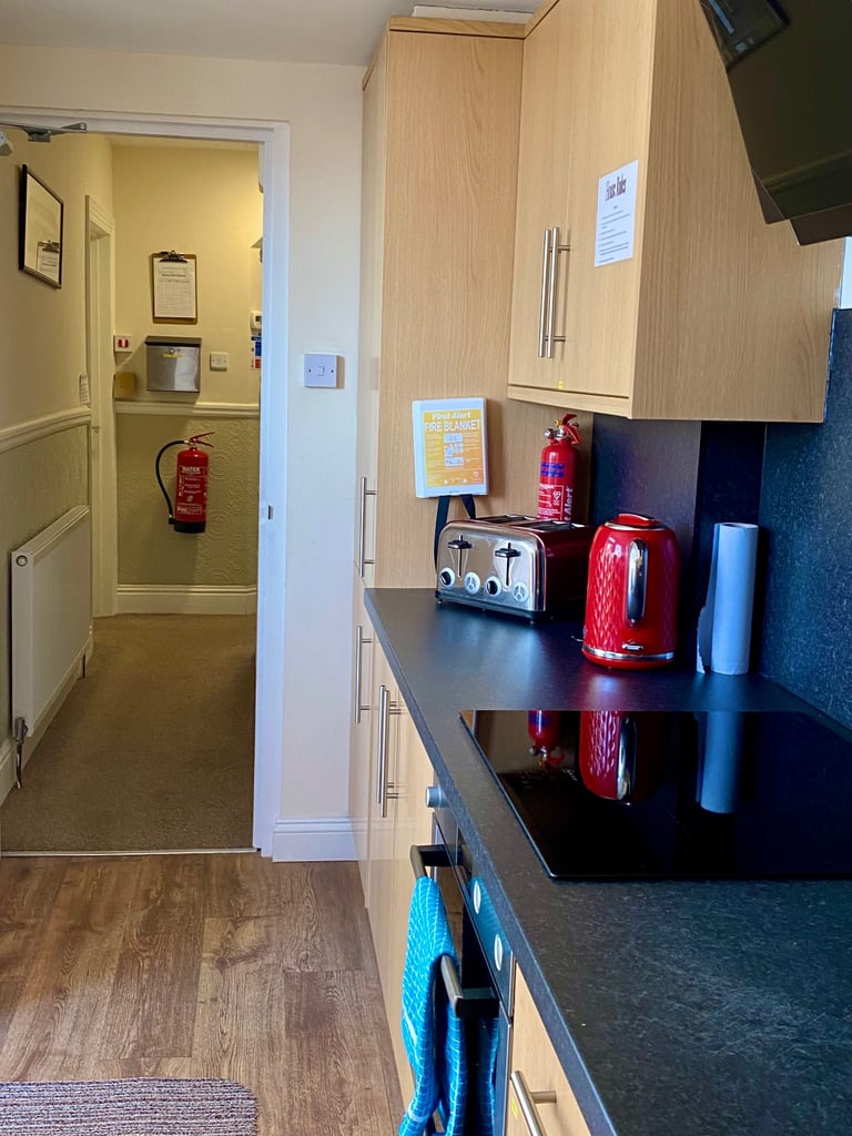 Single Rooms to Rent - Stoke Plymouth