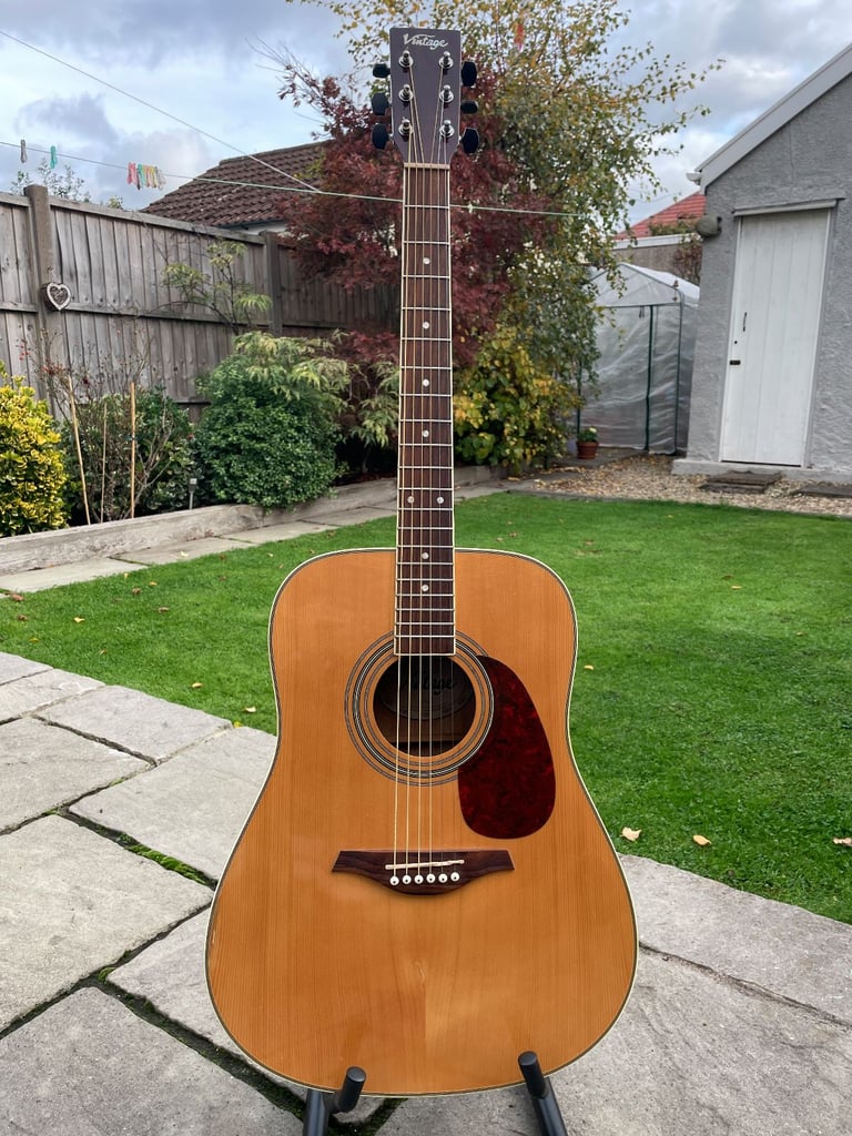 Vintage V400N acoustic steel string guitar